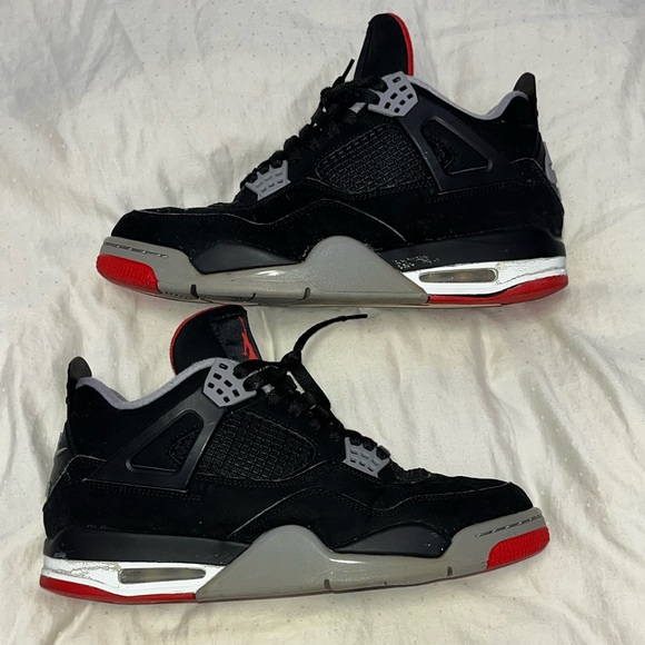 Air Jordan 4 Bred 2019 - Picture 3 of 16